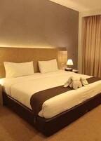 Bureau, Wi-Fi gratuit, draps fournis