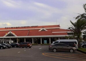 Exterior - Salsa Hostel (Chumphon)