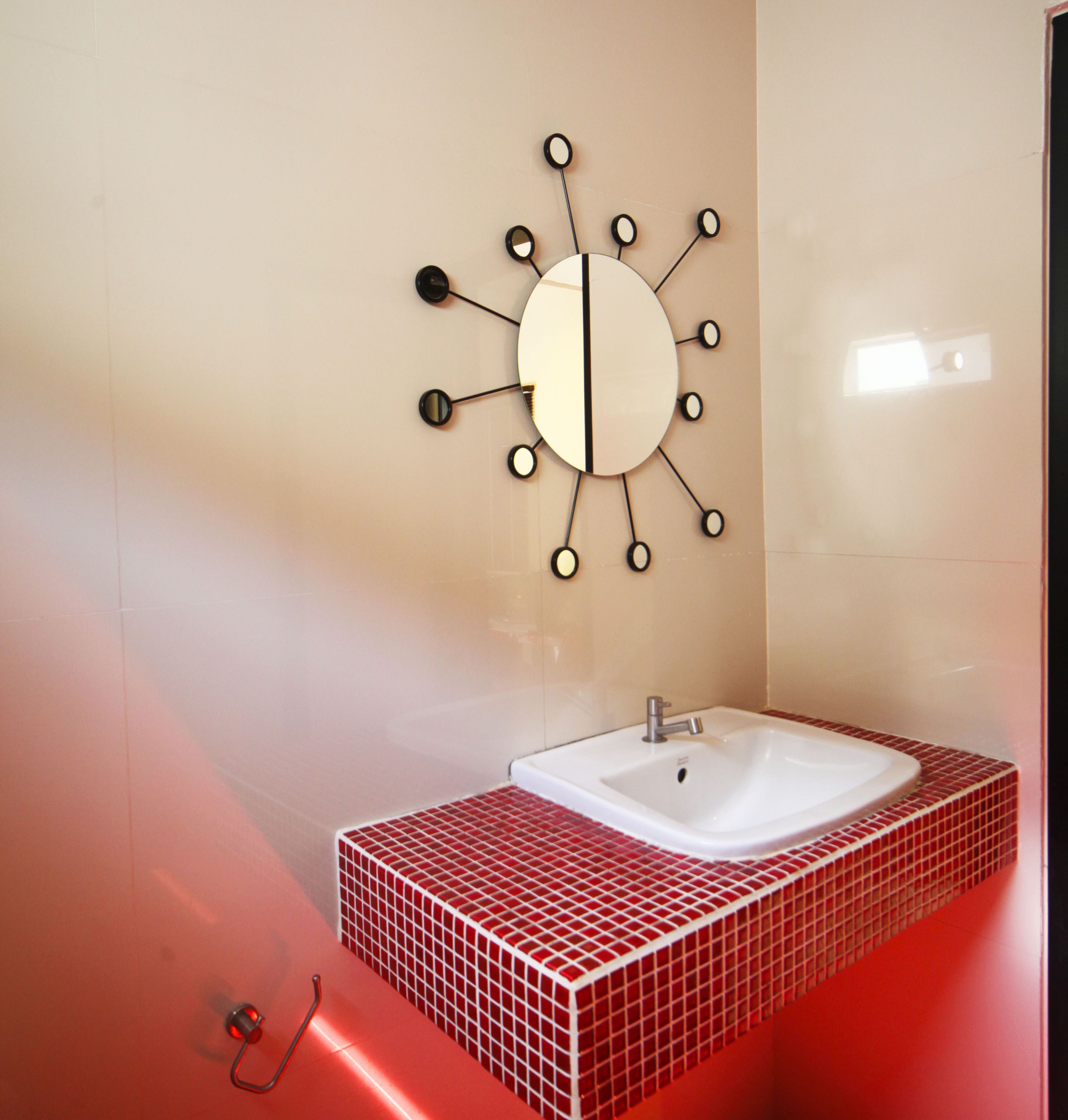 Bathroom sink