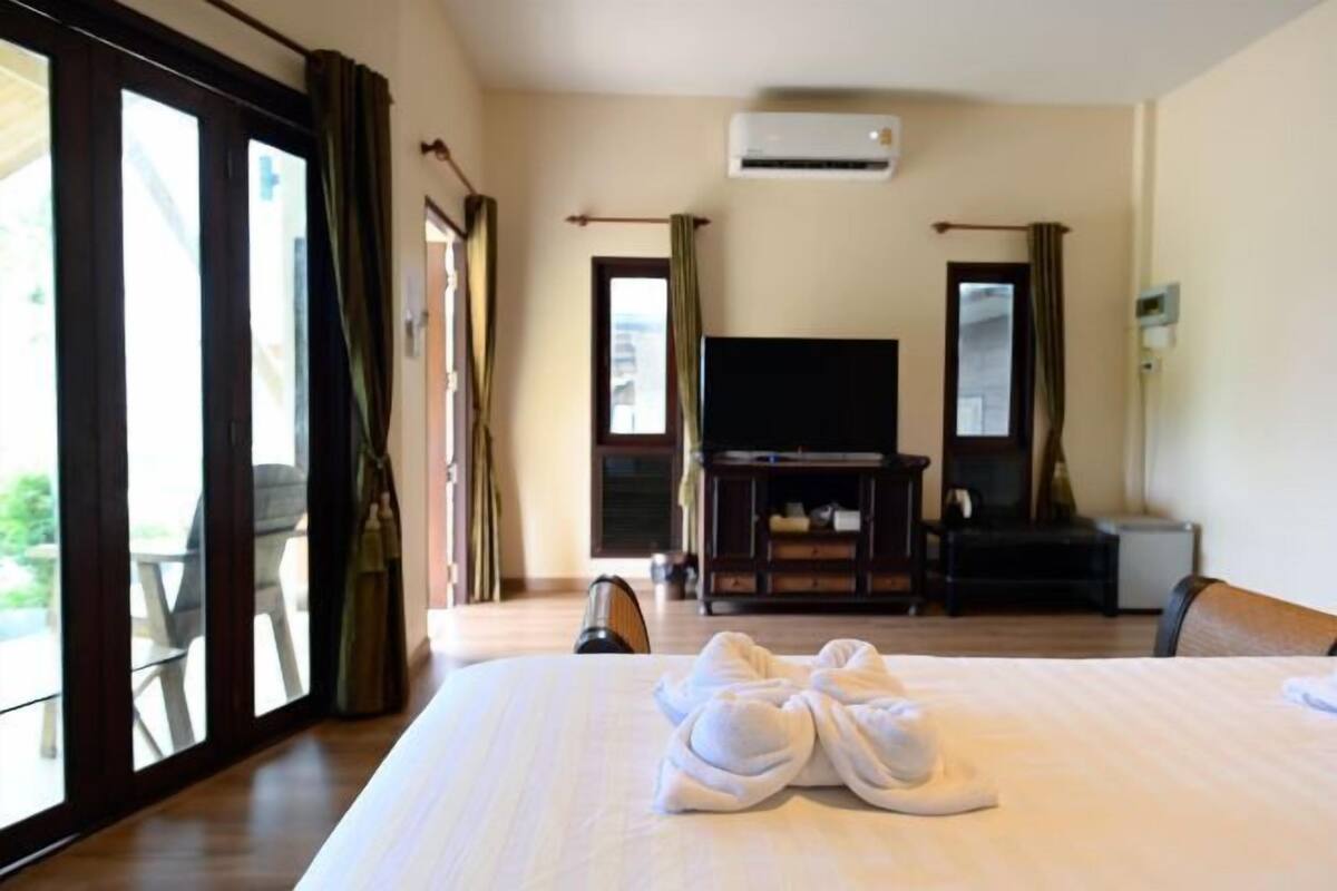 Escriptori i wifi gratuïta