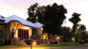 Exterior - Saphli Villa Beach Resort (Pathio)
