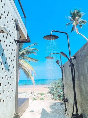 مطعم