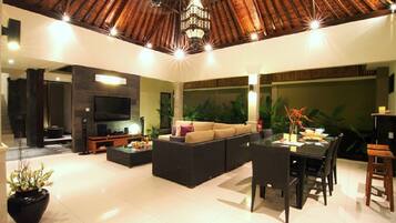 Standard Villa, 2 Bedrooms, Non Smoking, Pool View | Living area | Flat-screen TV