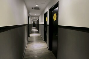 Hallway - Vio Hotel (Kuala Lumpur)