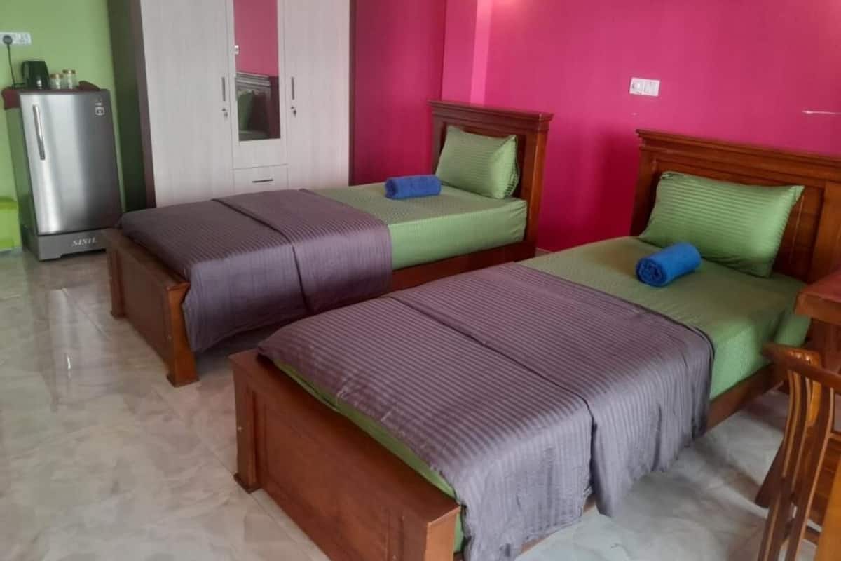 2 chambres, minibar, coffres-forts dans les chambres, bureau