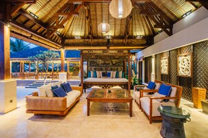 Puri Salila with Free Daily Car Usage | Living room | 32-inch flat-screen TV with digital channels, Netflix, table tennis