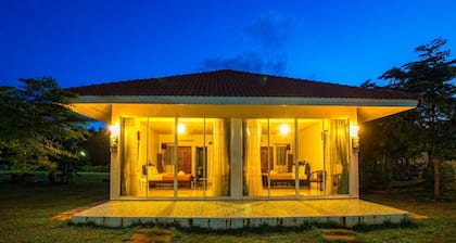 Starlight Beach Resort Chumphon