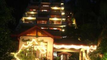 Front of property - evening/night