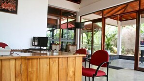 Unclassified image, 3 of 26, button - Hotel Silan Mo (Mirissa)