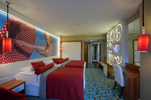 Family Room | Minibar, desk, WiFi, bed sheets - Vikingen Infinity Resort & Spa - All Inclusive (Alanya)