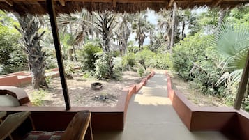 Villa Premium, 1 cama King size, vista al océano, frente al mar | Terraza o patio