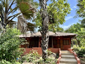 Lydisolert og sengetøy