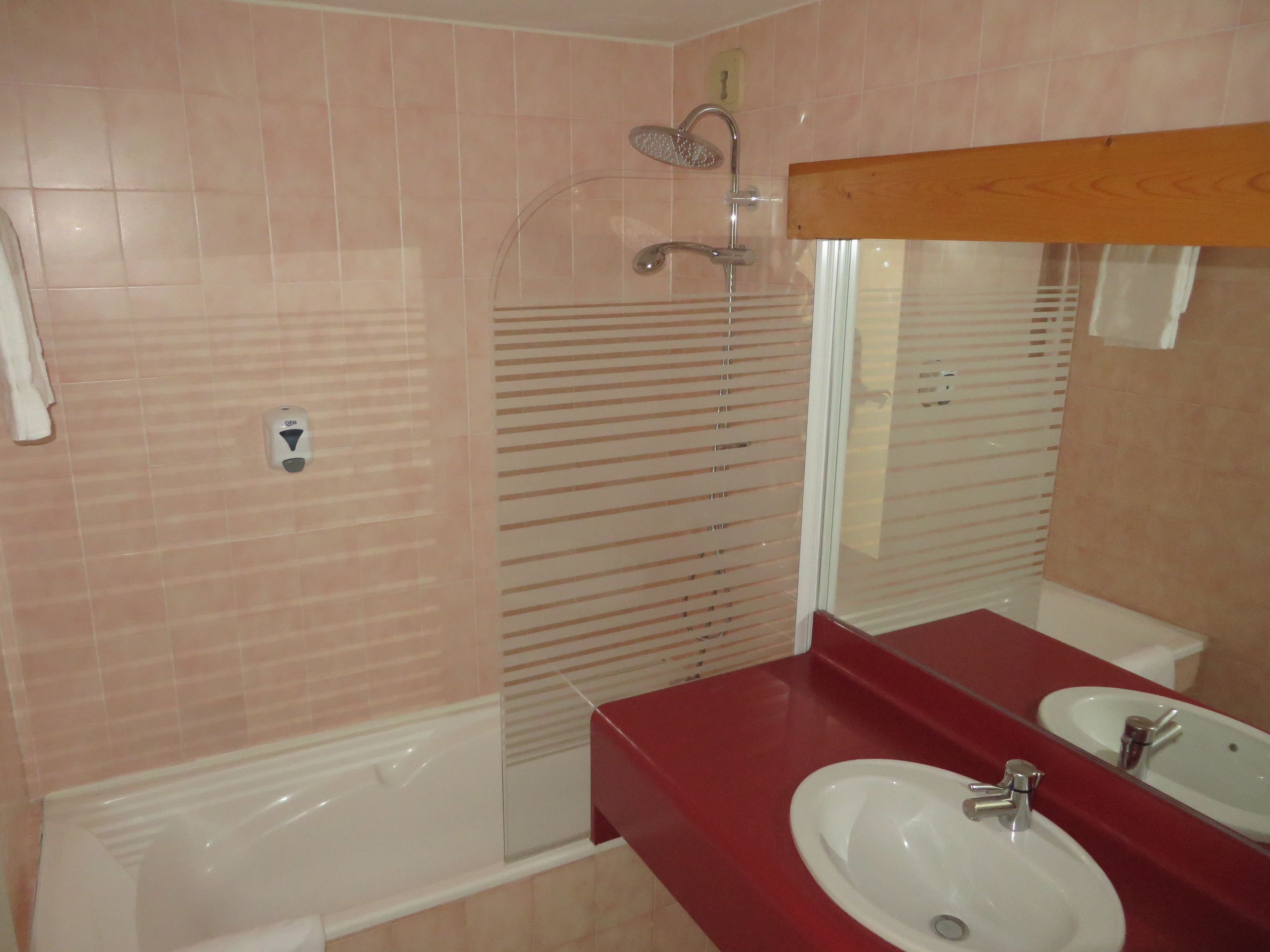 twin room | bathroom | hair dryer, towels, soap, shampoo