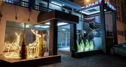 Twin Apart Hotel