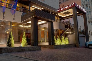 Front of property - evening/night