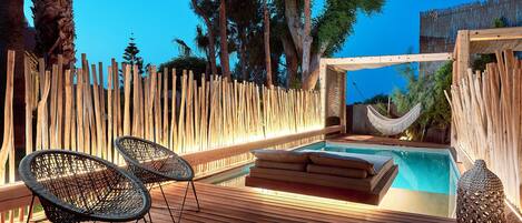 Signature Retreat with Pool | Terrace/patio