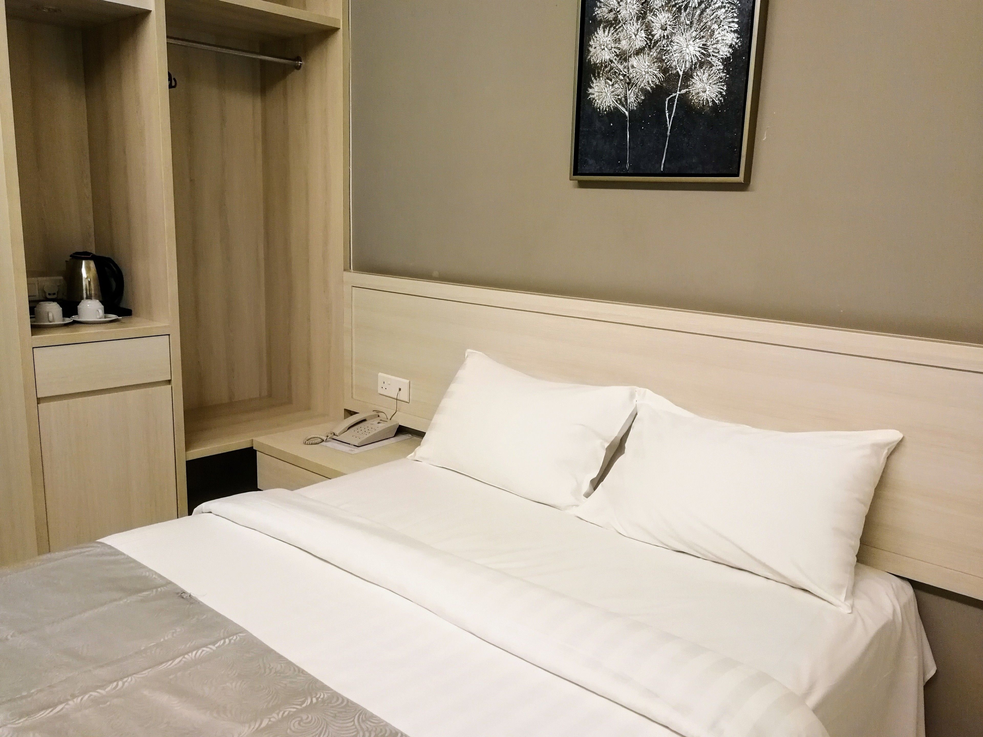 Desk, iron/ironing board, free WiFi, bed sheets