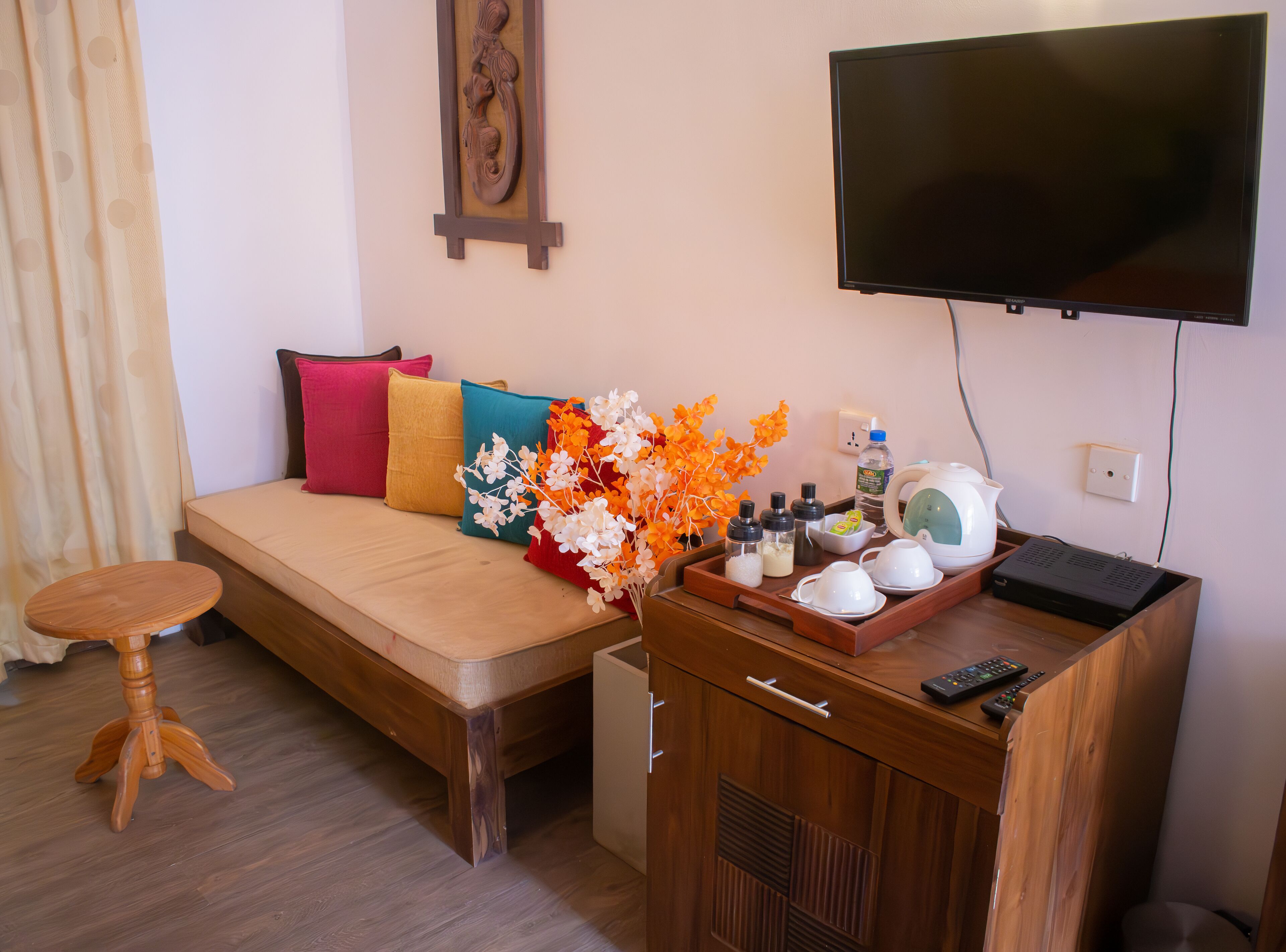 deluxe double room, 2 bedrooms, terrace, garden view | desk, free wifi