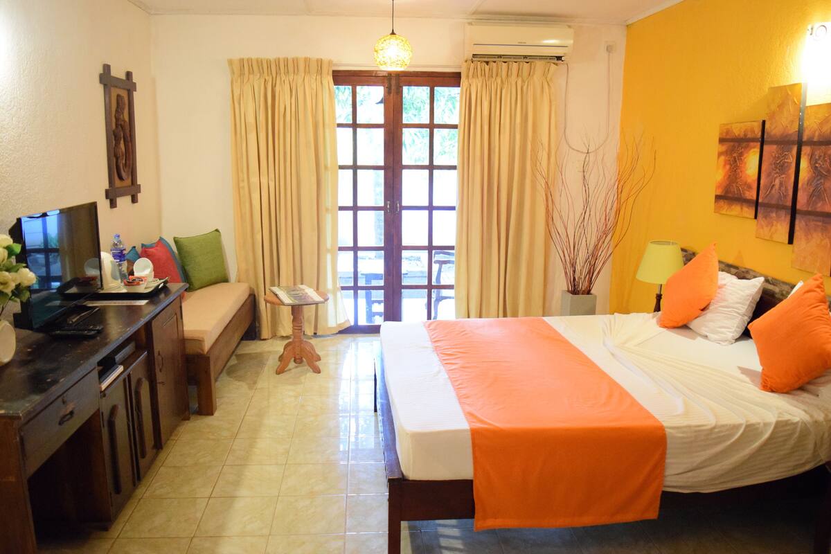 deluxe double room, 2 bedrooms, terrace, garden view | desk, free wifi