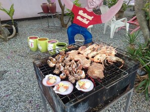 Outdoor dining - Walailak Bungalow Kohsrichang (Ko Sichang)