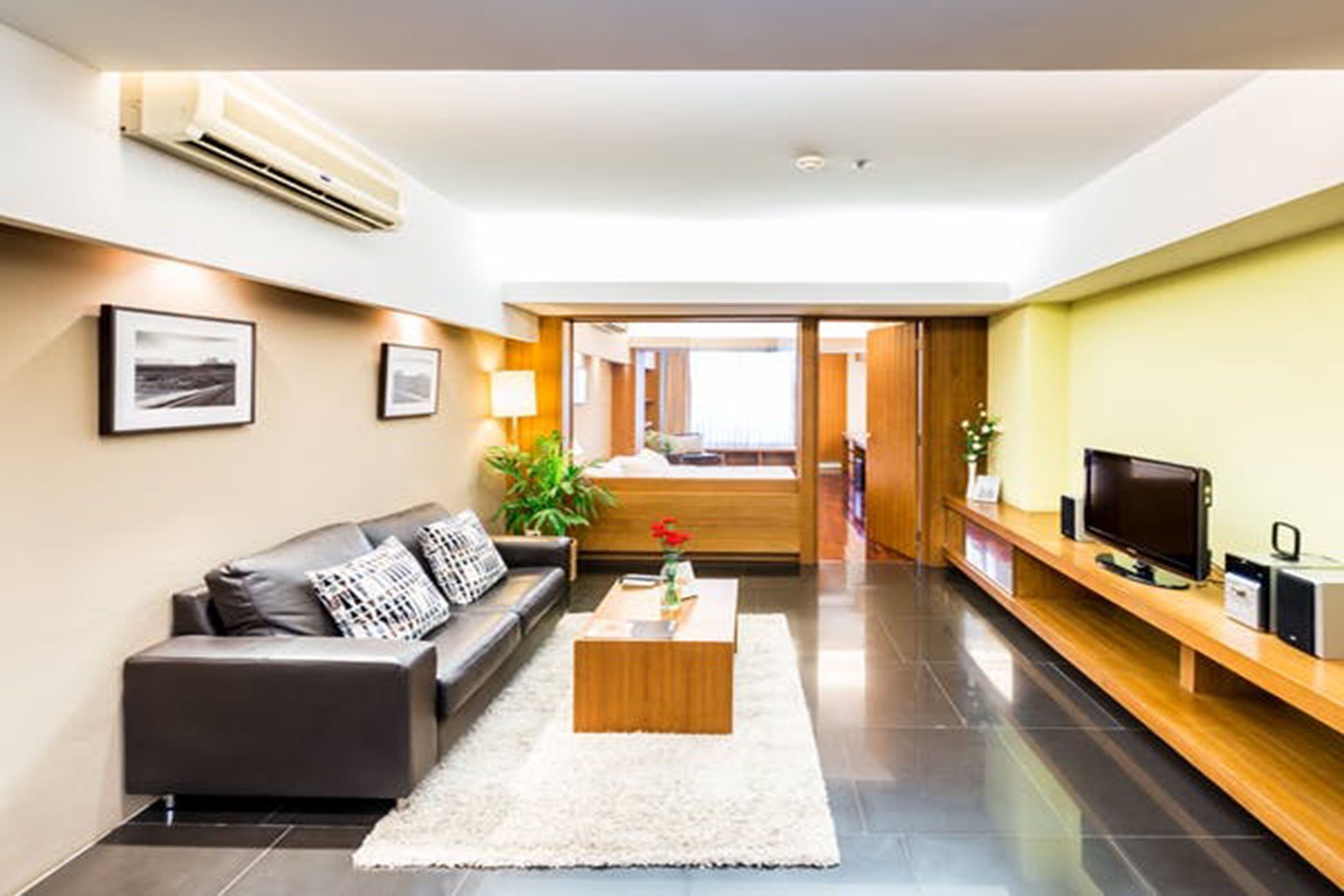 special 1 bed (floor 2-5) | 1 bedroom, in-room safe, desk, free wifi