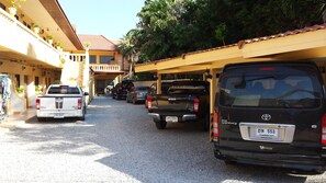 Parken ohne Service (kostenlos)