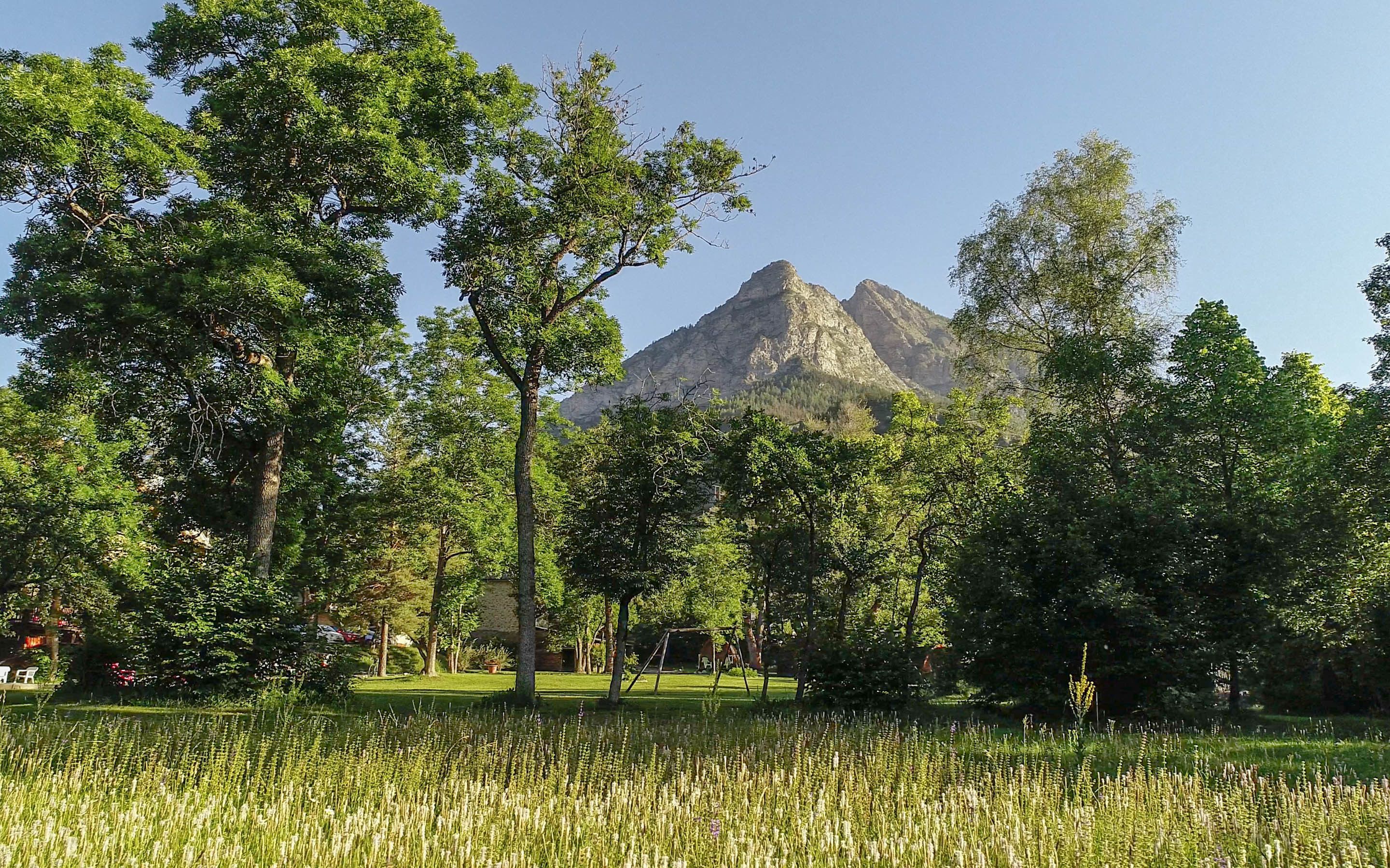 traditional cabin, mountain view | mountain view