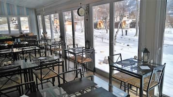 Daily buffet breakfast (EUR 12 per person)