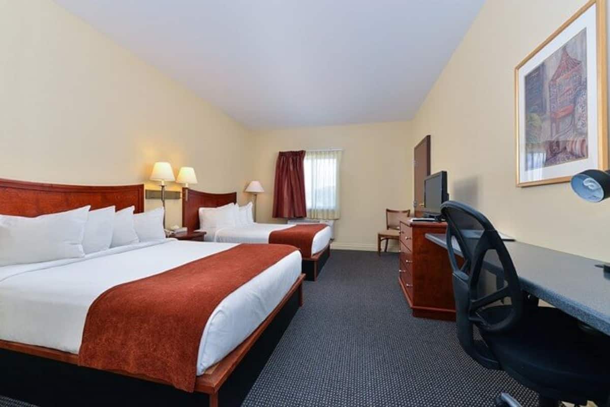 Desk, laptop workspace, blackout drapes, free WiFi