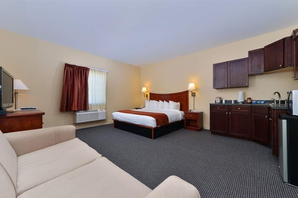 desk, laptop workspace, blackout curtains, free wifi