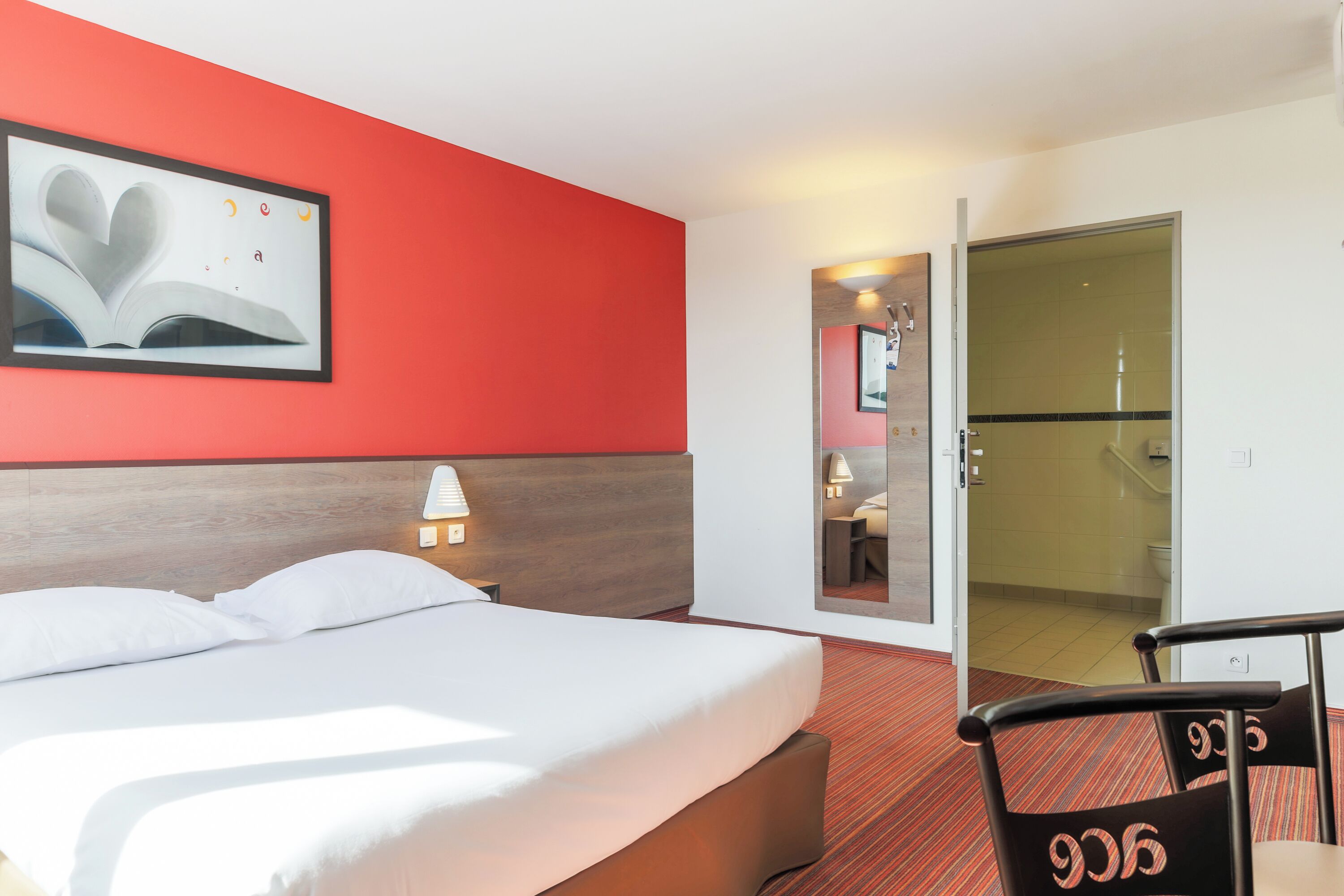 double room | desk, blackout curtains, soundproofing, iron/ironing board