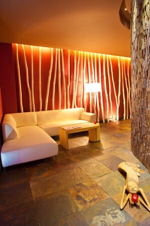 Sauna, hot tub, body treatments, aromatherapy, body scrubs, facials