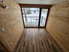 Family Cottage | Premium bedding, down duvets, iron/ironing board, free WiFi - Algonquin's Edge Resort (South Algonquin)