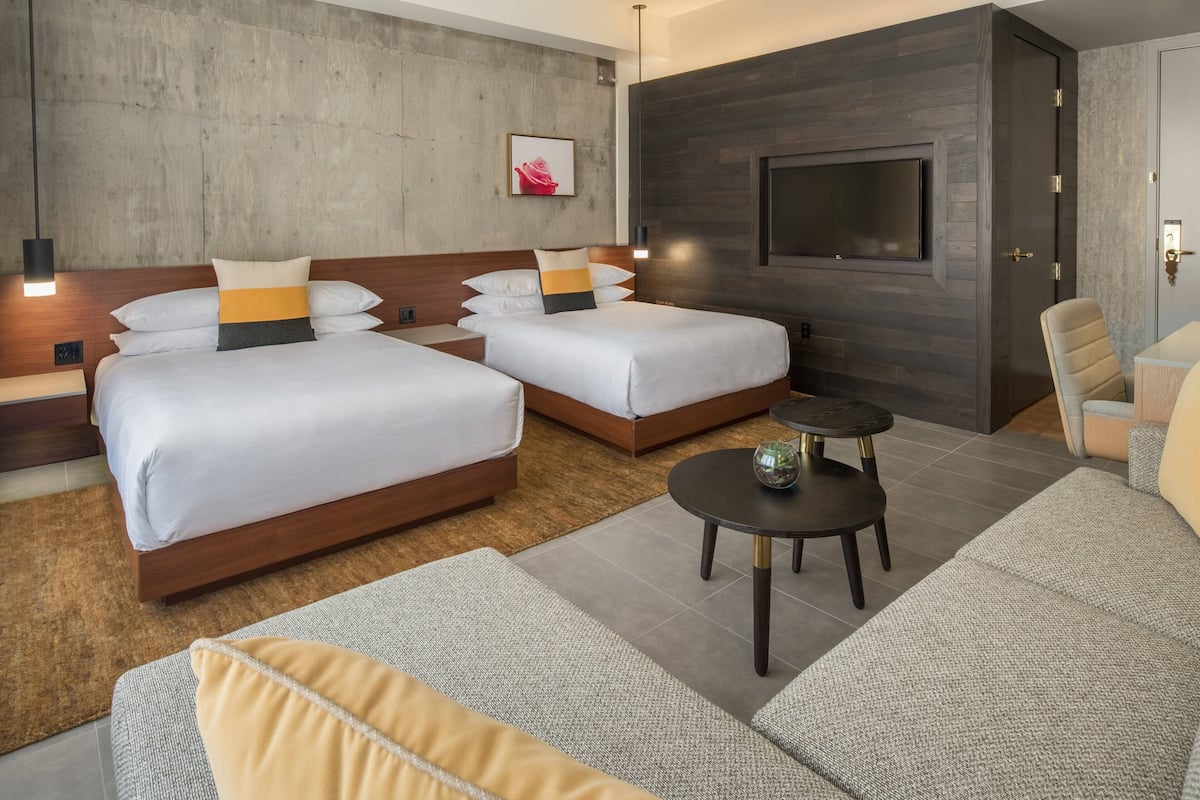 Deluxe Room, 2 Double Beds, Non Smoking | 1 bedroom, premium bedding, pillowtop beds, in-room safe