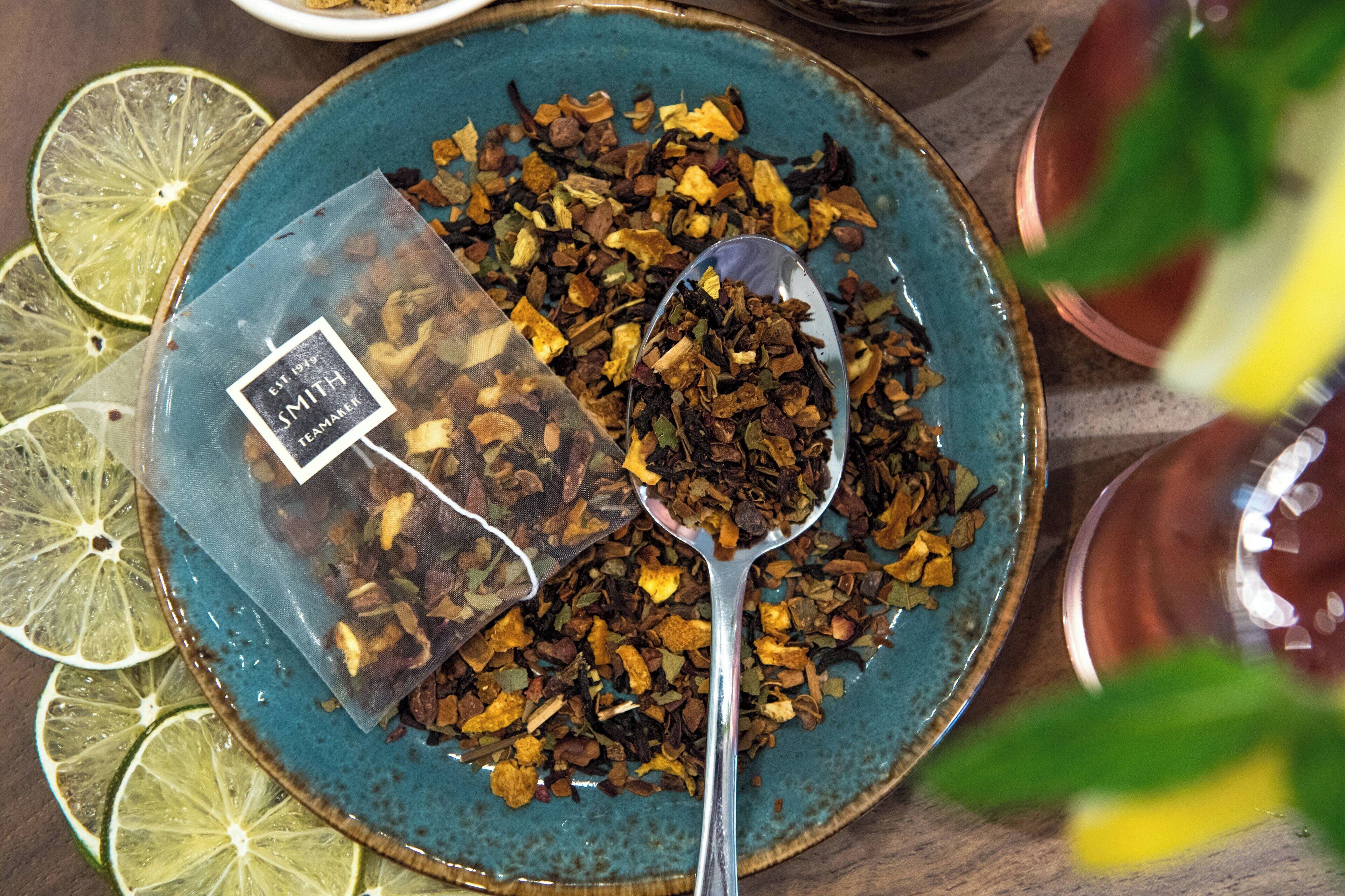 lunch and dinner served, american cuisine