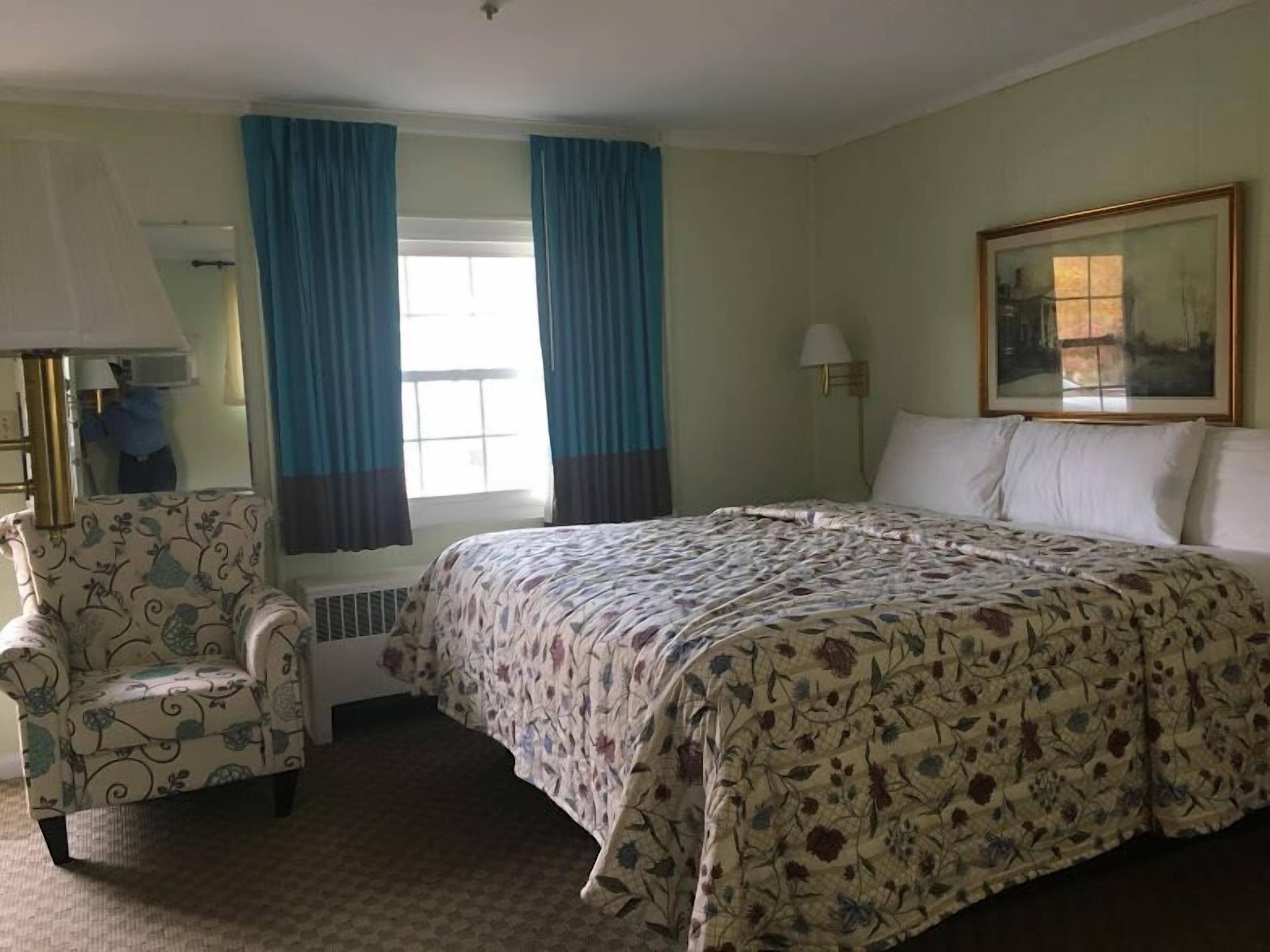 Economy-Zimmer, 1 King-Bett, Kochnische, Bergblick | Eigene Küche