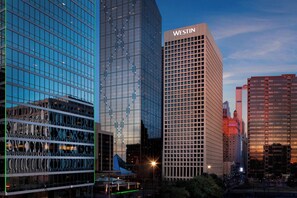 บริเวณภายนอก