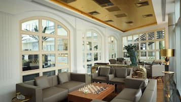 Bar lounge