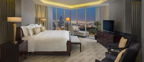 1 kamar tidur, minibar gratis, brankas, dan didekorasi berbeda-beda