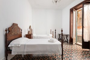 Chambre Double, salle de bains commune