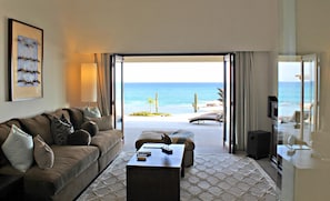 LCD TV, DVD player, iPod dock - Villa Delfines (San José del Cabo)