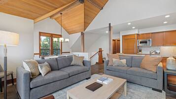 Montebello 4847 ( Den) | Living area | 40-inch flat-screen TV with cable channels, TV, fireplace