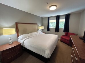 布置獨特、書桌、筆電工作空間、免費無線上網