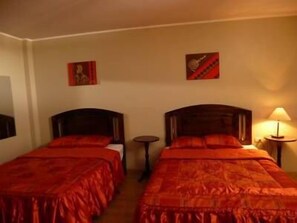 Family Room | Free WiFi - Hotel Nascawasi (Vista Alegre)