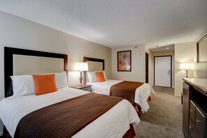 Desk, iron/ironing board, WiFi, bed sheets - Longhorn Casino & Hotel (Las Vegas)