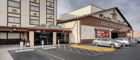 Majoituspaikan sisäänkäynti