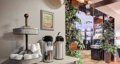 Longhorn Casino & Hotel