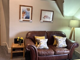 Superior Double Room, Ensuite | Lounge