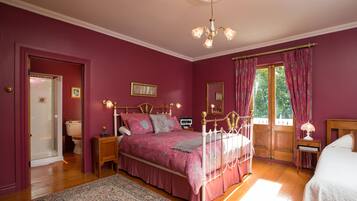 Dobbeltværelse | 1 soveværelse, arbejdsområde til bærbare computere, lydisolering