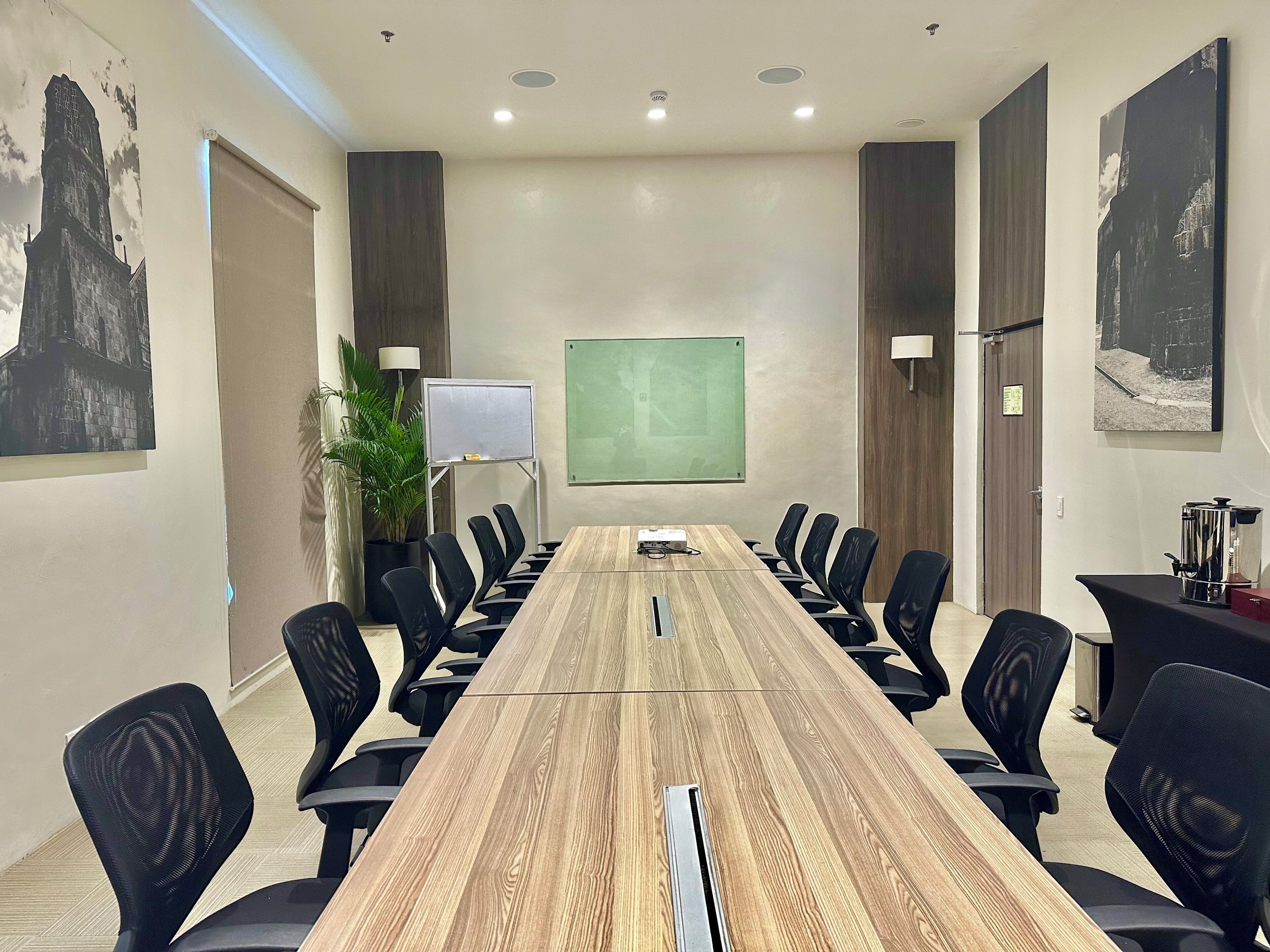 Toplantı salonu/imkânları